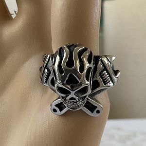 Stainless Steel Gothic Skull w/Tools Ring